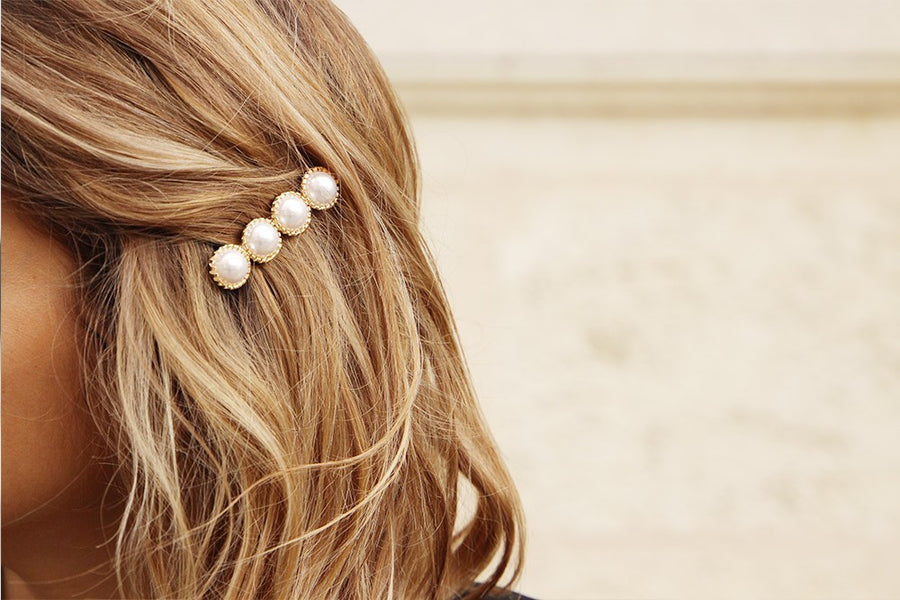 Léliana White Pearls Hair Clip - L'Avenue Boutique